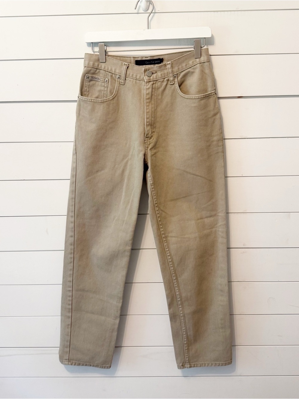 Calvin Klein | Women’s Vintage High Rise Easy Fit Straight Jeans in Tan Size 29